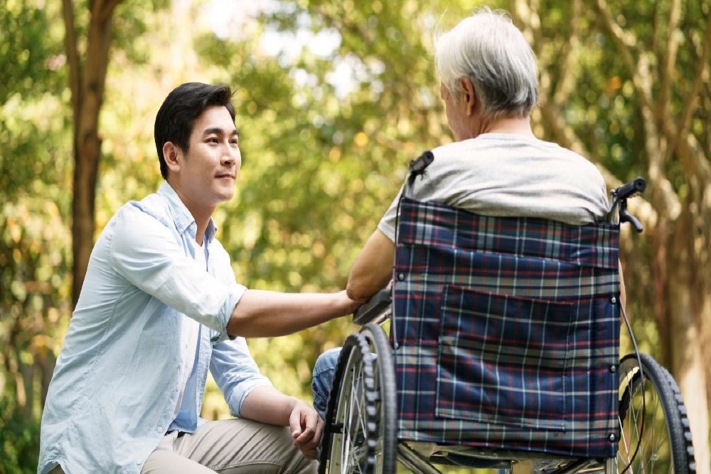 WHAT IS COMPANION CARE? COMPANION CAREGIVING VS. PERSONAL CAREGIVING